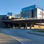 Kjellerleilighet I Fana Til Leie-med Gratis Parkering Og Mange Kollektiv Reisemuligheter Μπέργκεν