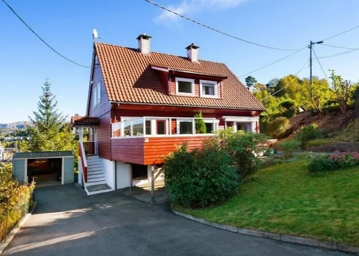 Apartment Kjellerleilighet I Fana Til Leie-med Gratis Parkering Og Mange Kollektiv Reisemuligheter