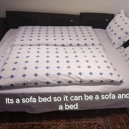 Kjellerleilighet I Fana Til Leie-med Gratis Parkering Og Mange Kollektiv Reisemuligheter ベルゲン